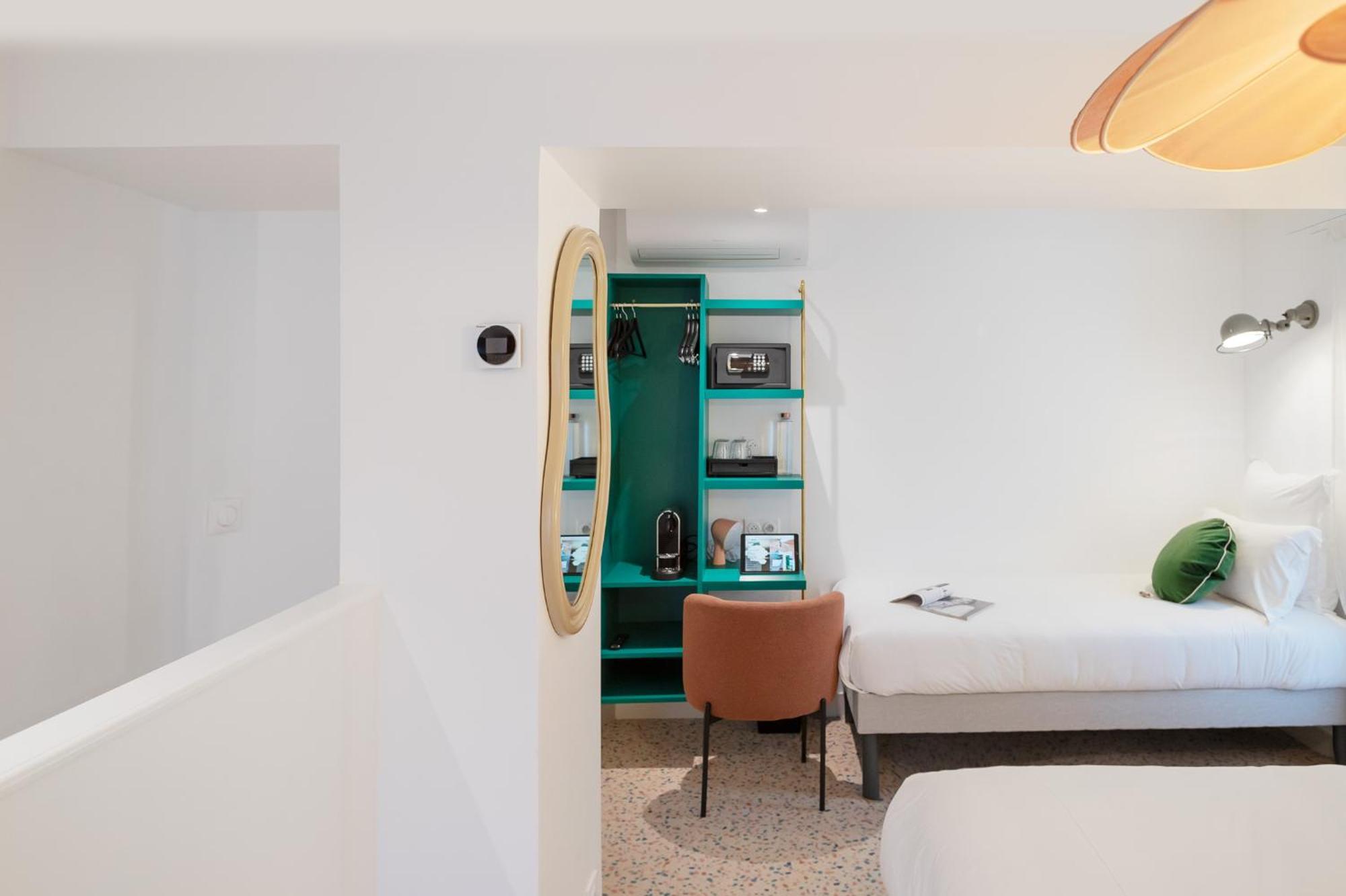 Trendy Canettes Hotel Parigi