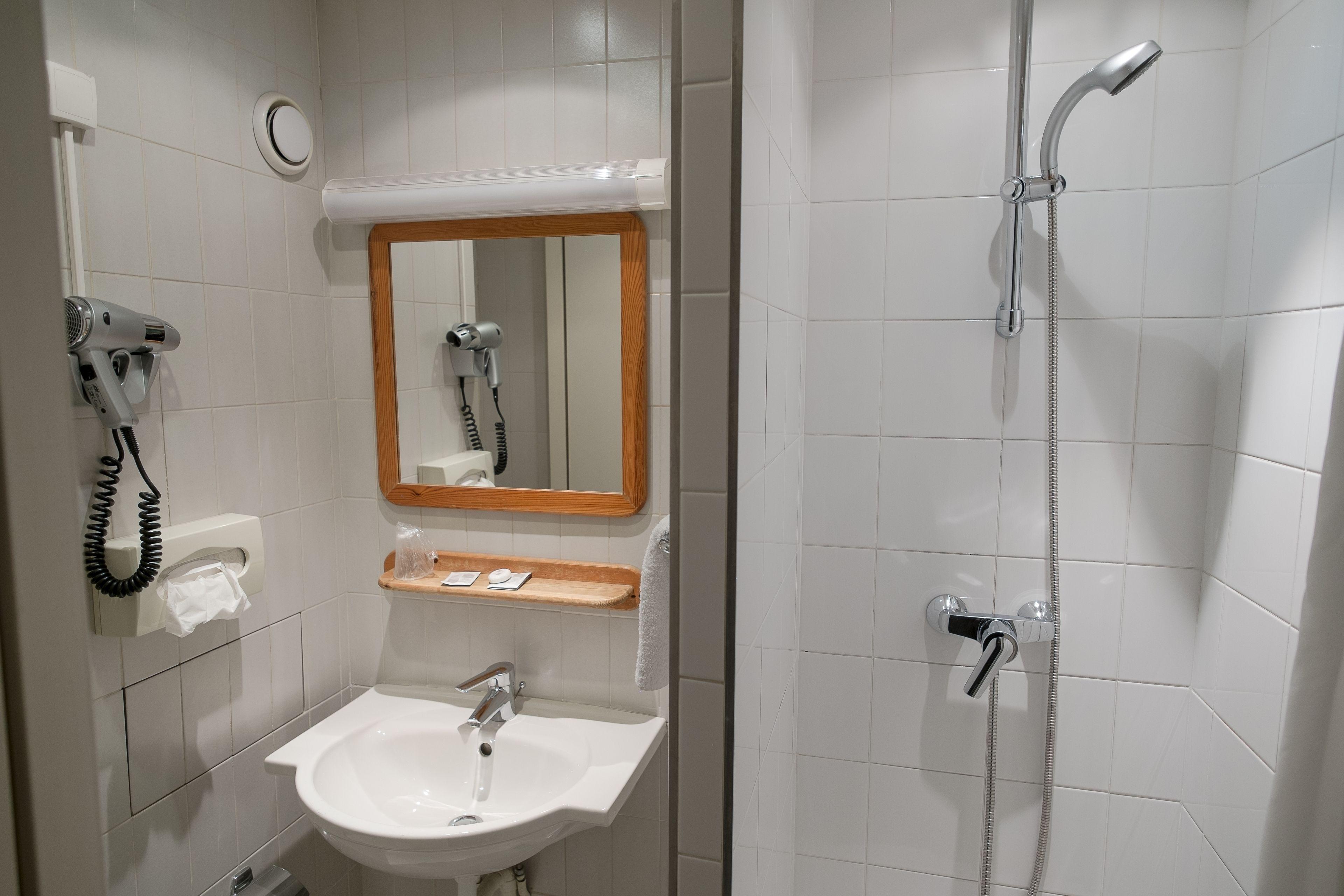 Hotel Trendy Canettes