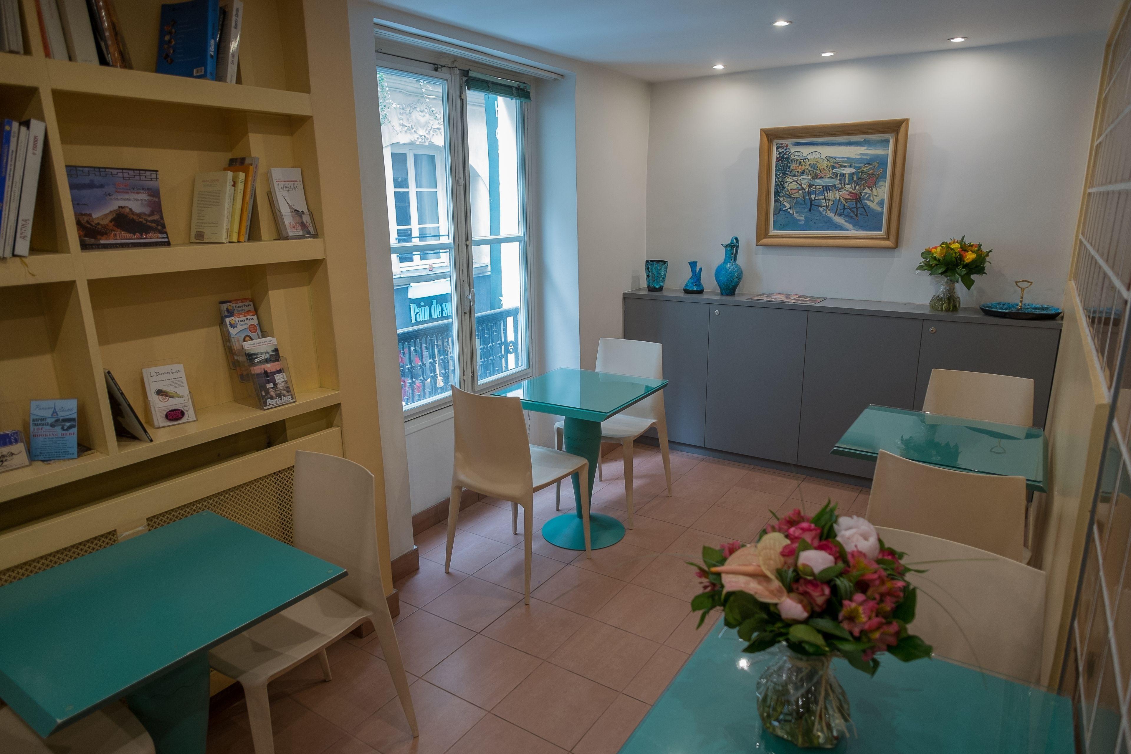 Trendy Canettes Hotel 3*