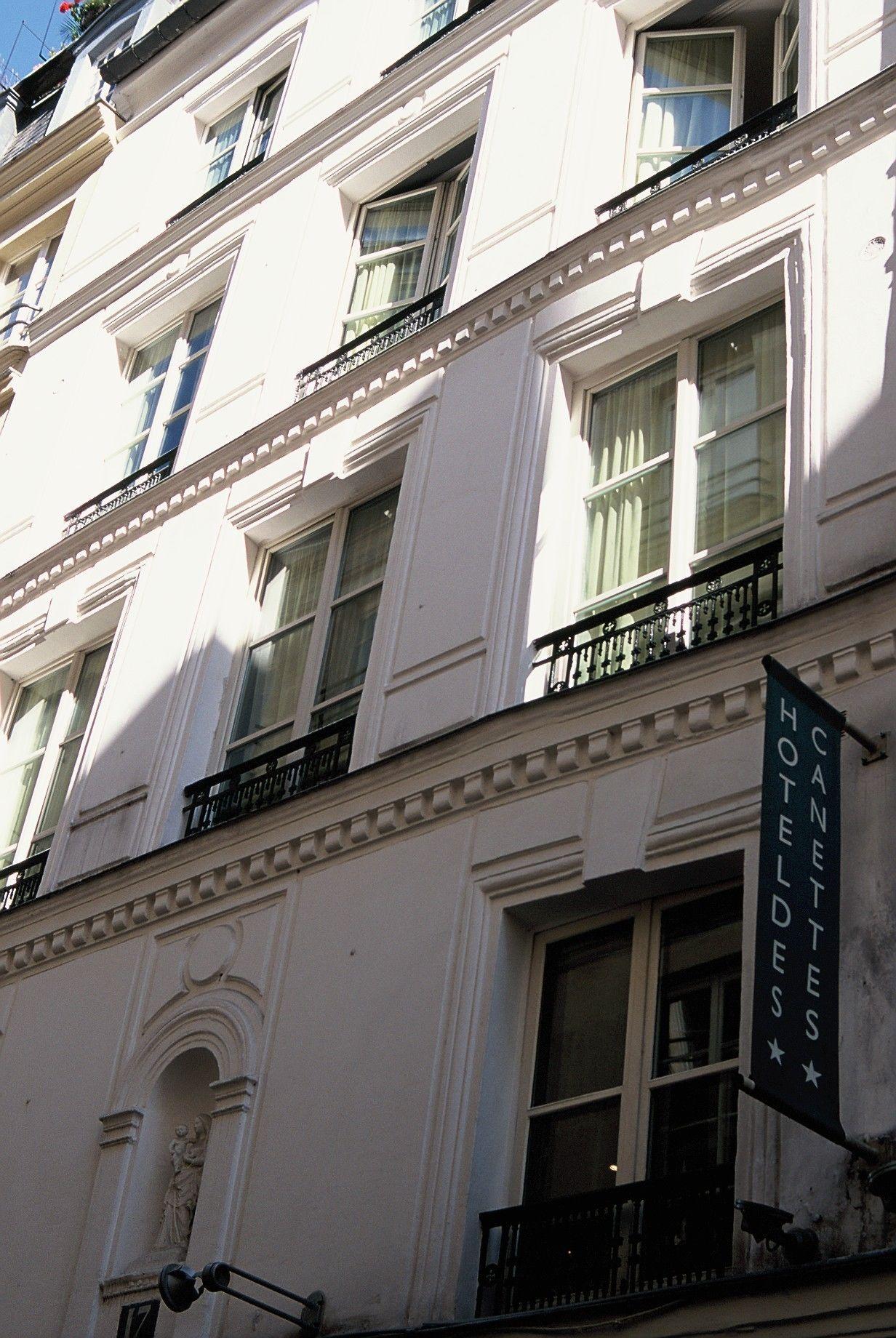 Trendy Canettes Hotel Paris