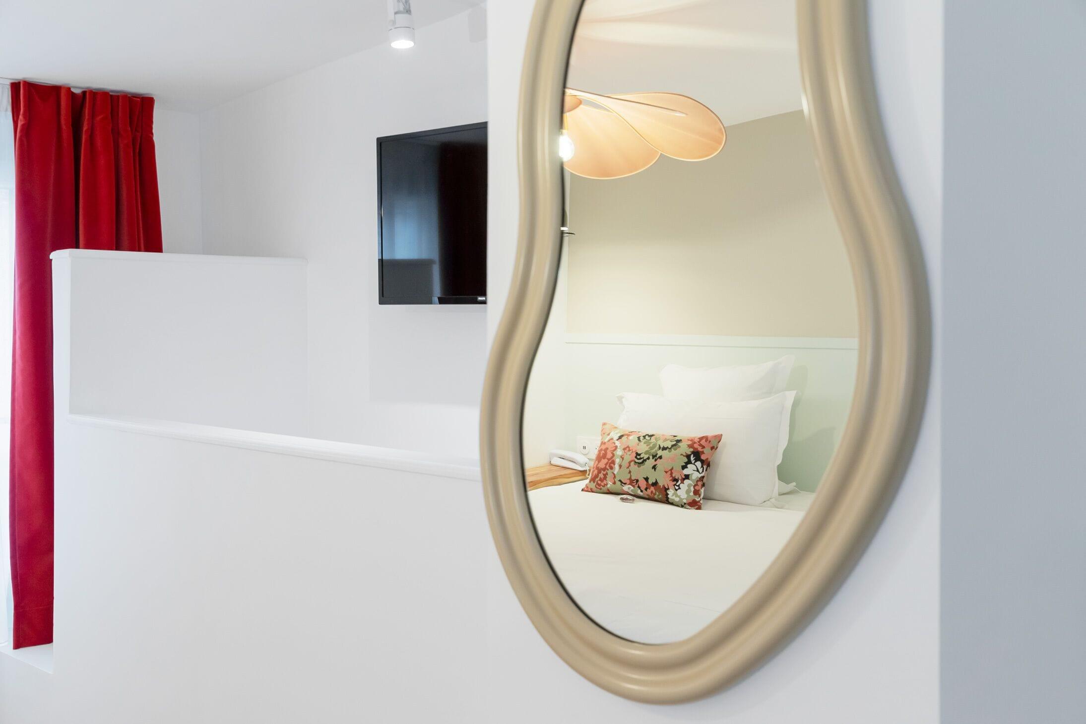 Trendy Canettes Hotel 3*